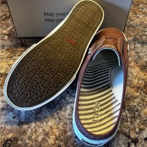 Taos Ez Soul Cappuccino Distressed Ladies 9.5